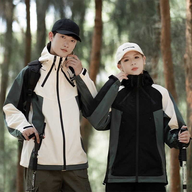 Technical outdoor jacket for men with waterproof properties and an adjustable hood Lune London