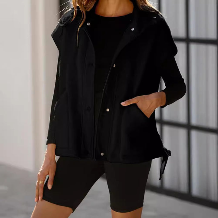 Ladies Oversized Fleece vest with side pockets and snap closure Lune London