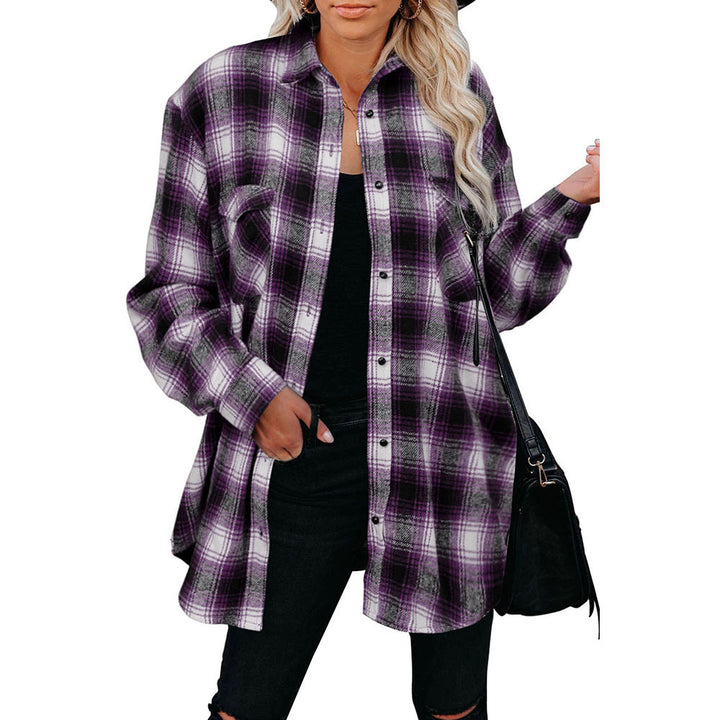 Flannel shirt for women with a check pattern and patch pockets Lune London
