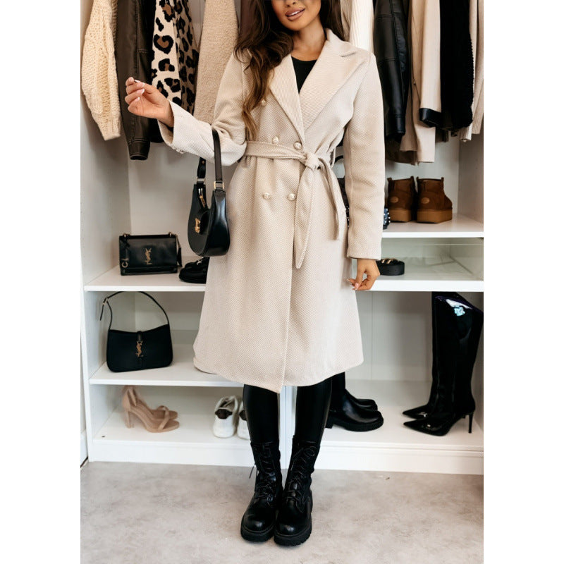 Tailored double-breasted coat for women with belt Lune London