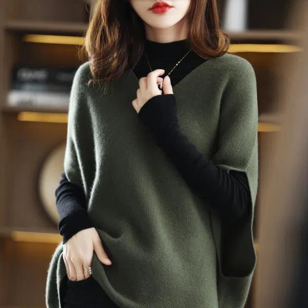 Poncho Tricot Femme avec Col V Chic & Stil