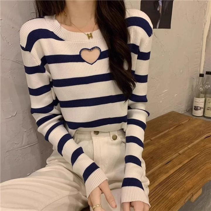 Pull femme facile d'entretien avec col en forme de cœur Chic & Stil