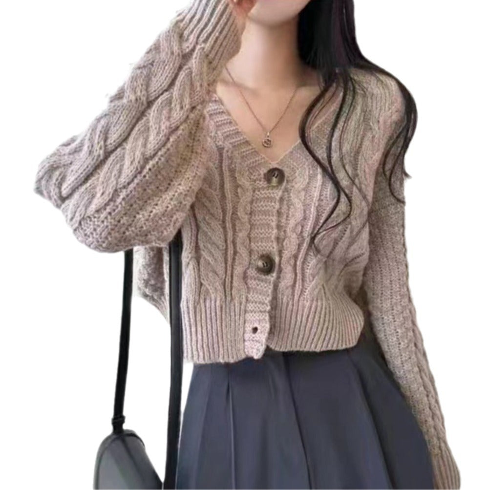 Short knit jacket for women with cable pattern and classic buttons Lune London