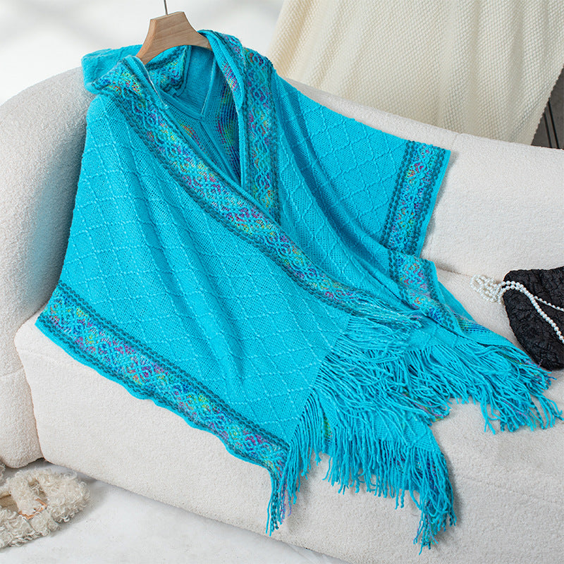 Elegant poncho for ladies with high-quality structured design and fringes Lune London