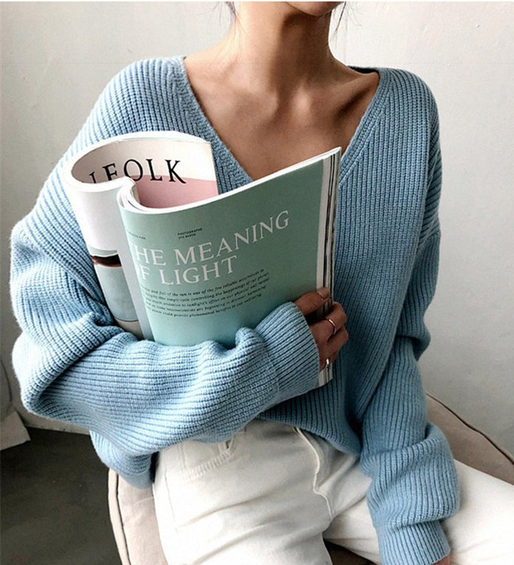 Knit sweater for women with deep V-neck and relaxed fit Lune London