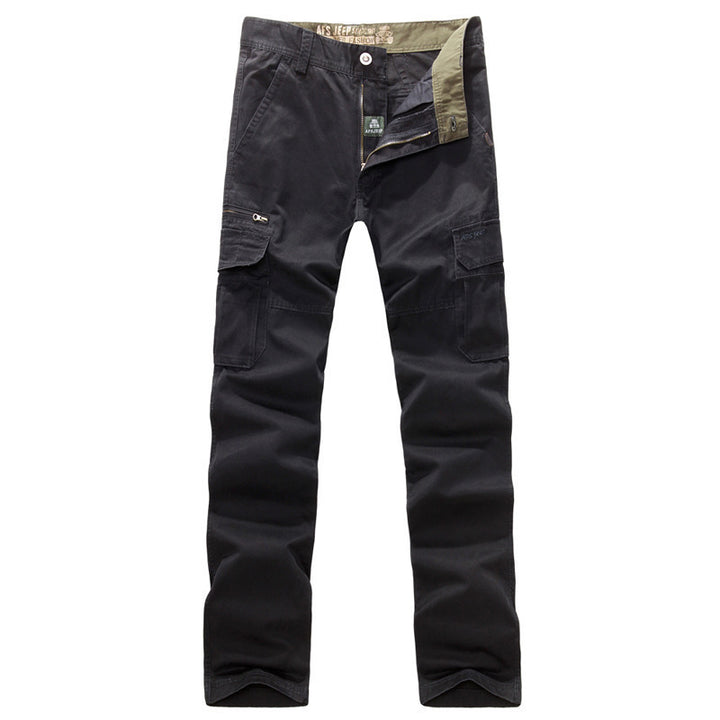 Men's cargo pants with many uses and several pockets Lune London