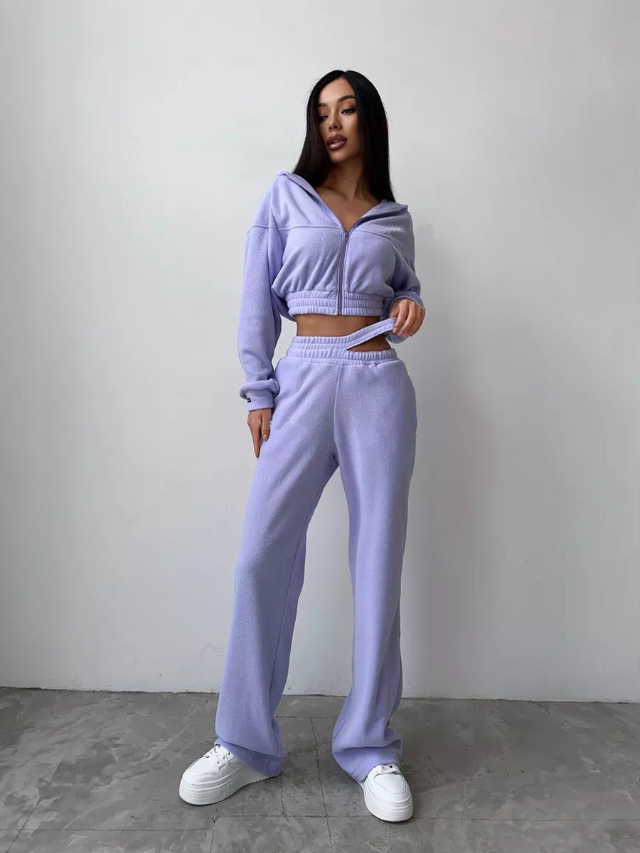 Elegant and sporty fleece hoodie set for women Lune London