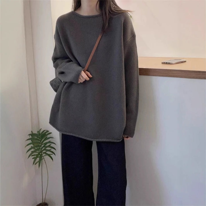 Oversized knitted sweater for women with a relaxed fit and a high collar Lune London