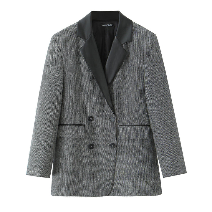 Women's fashion blazer with double row of buttons and elegant lapels Lune London