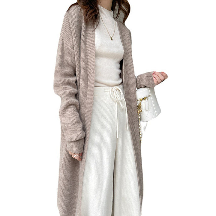 Knit cardigan for women with a relaxed fit and practical pockets Lune London