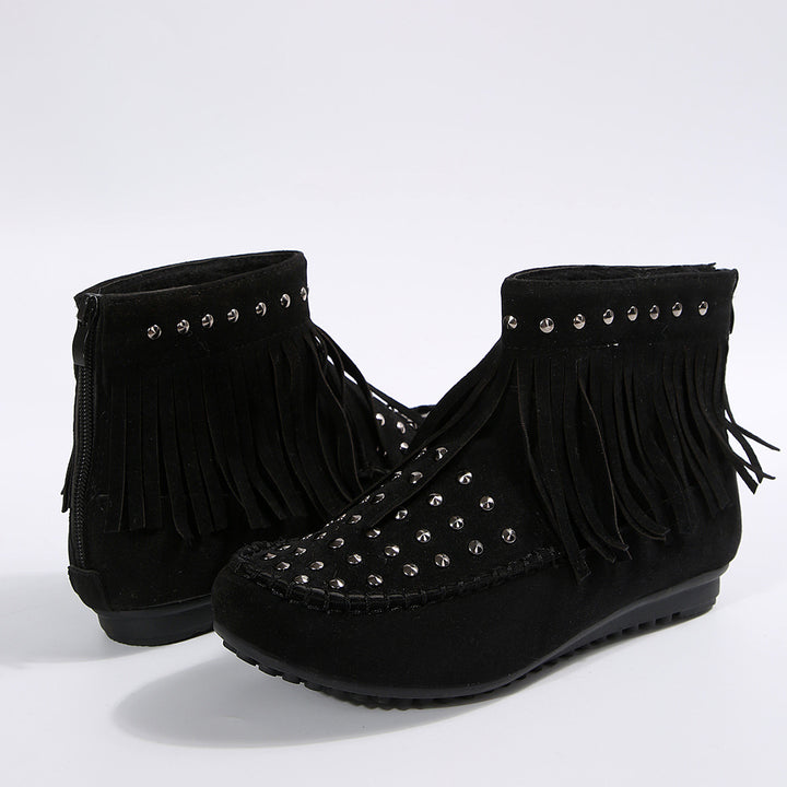 Women Moccasins with trendy fringe embellishments and shiny accents Lune London