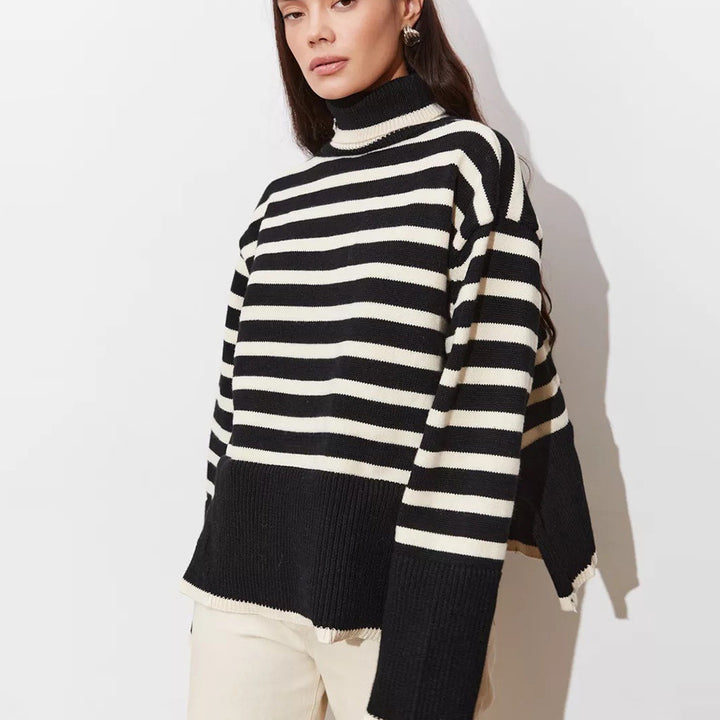 Pull en maille épaisse pour femmes avec col montant et rayures bretonnes Chic & Stil