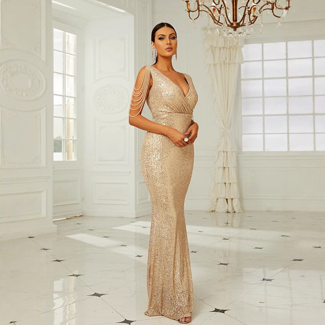 Women's Glamorous Evening Dress with Sparkling Sequins and Off-Shoulder Sleeves Lune London