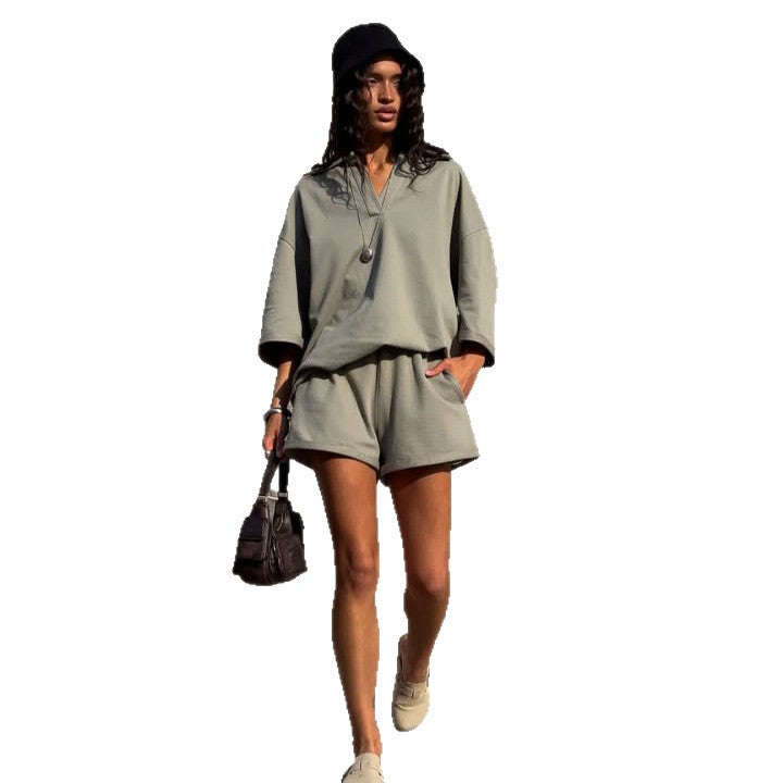Comfortable polo dress for women with short sleeves and trendy collar Lune London