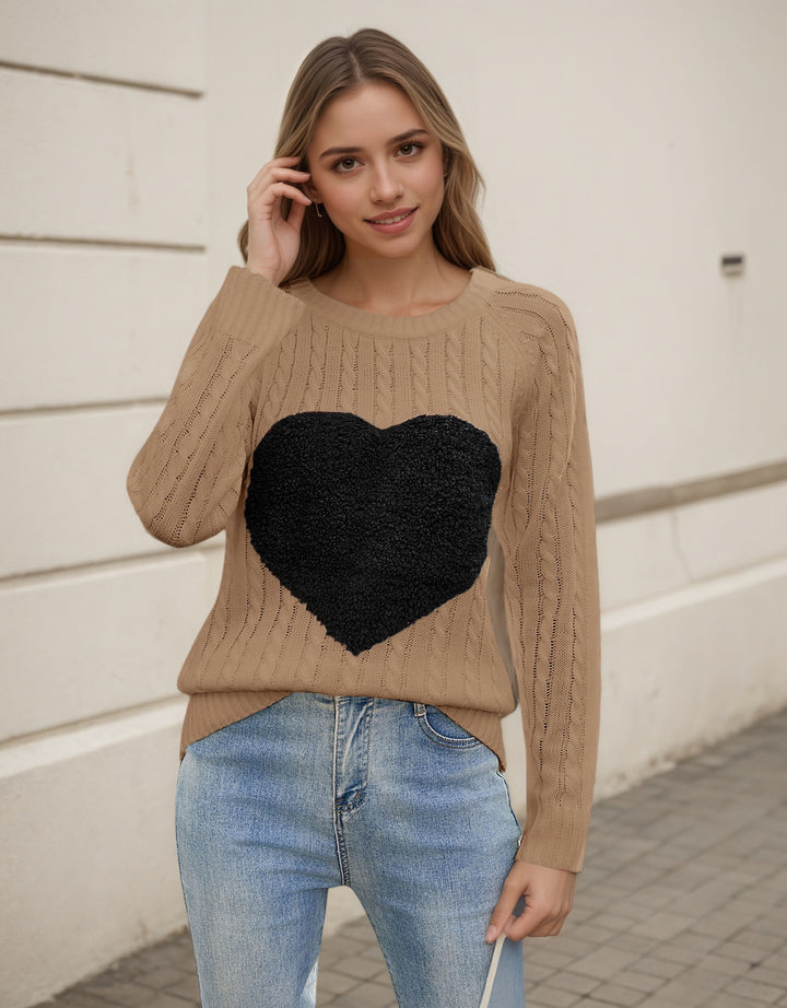 Pull en tricot pour femme avec appliqué en cœur et structure de point aérienne Chic & Stil
