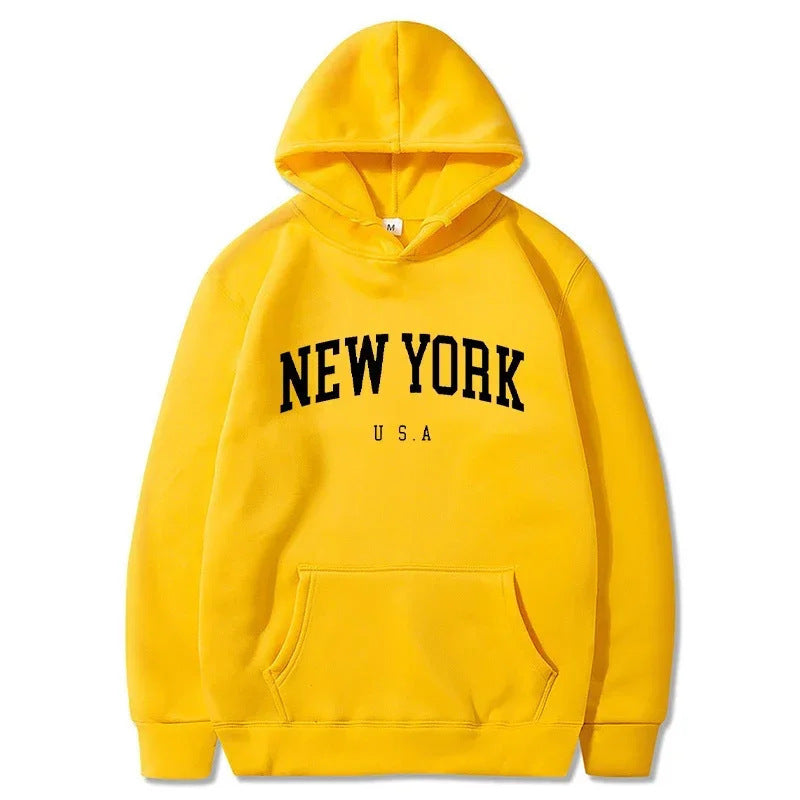 Women's hoodie with fashionable New York print and comfortable fit Lune London