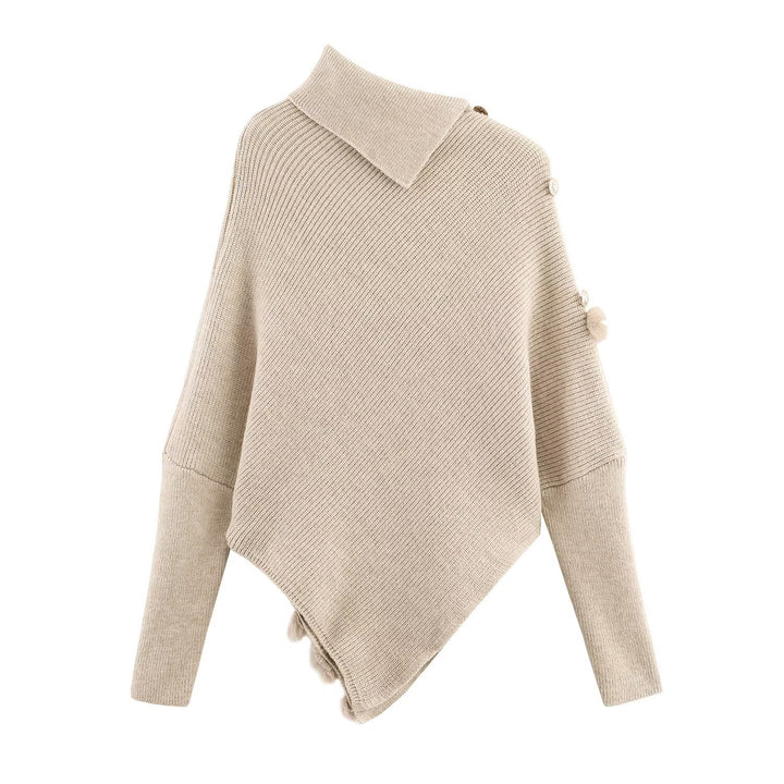 Fashionable women's poncho with luxurious fur trims and an innovative cut Lune London