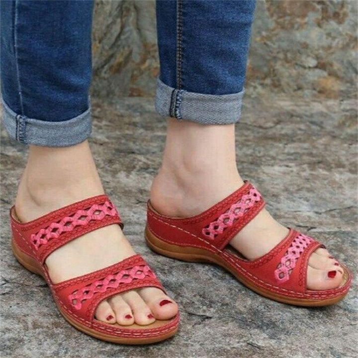 Comfortable strappy sandals for ladies with ergonomic sole and elegant design Lune London