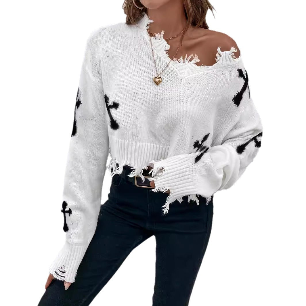 Short pullover for women with decorative crossover patterns Lune London