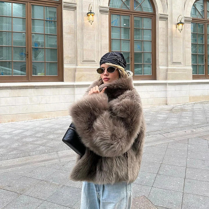 Ladies Short Fur Jacket Lune London