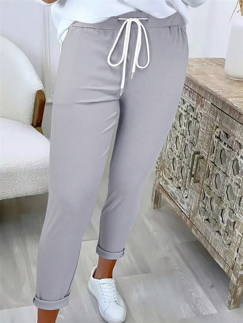 Comfortable leisure pants for women with elastic waist Lune London