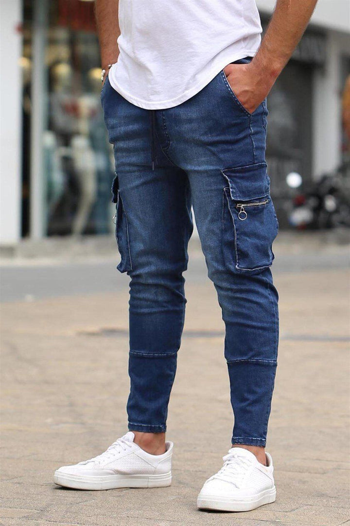 Slim-fit men's cargo jeans with practical side pockets and decorative zippers Lune London