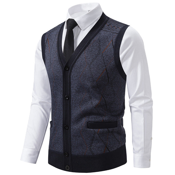 Men's Fashionable Knitted Vest with Sophisticated Patterns and Practical Pockets Lune London