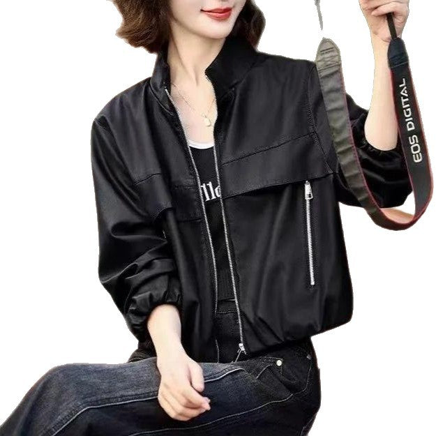 Veste en cuir à la mode et audacieuse pour femmes avec col haut et coutures double piqûre Chic & Stil