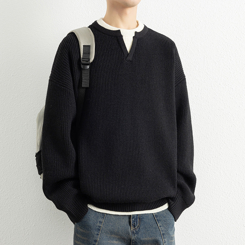 Men's knit sweater with V-neck and structured design Lune London