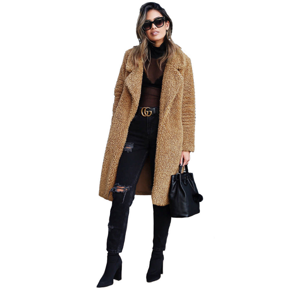Cozy teddy coat for ladies with elegant lapels and practical pockets Lune London