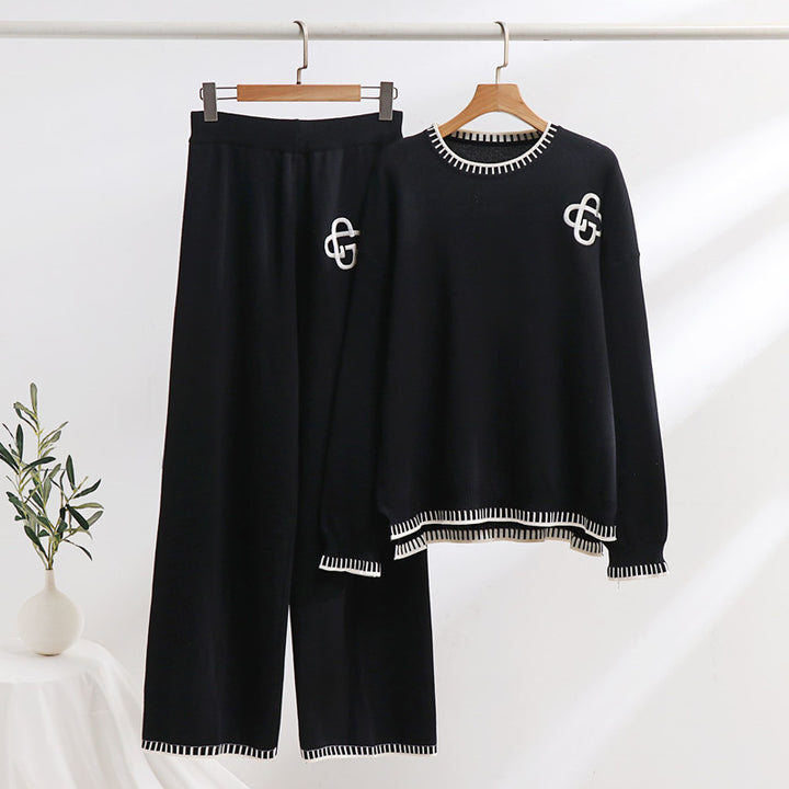 Casual knitted loungewear set for women with decorative contrasting details Lune London