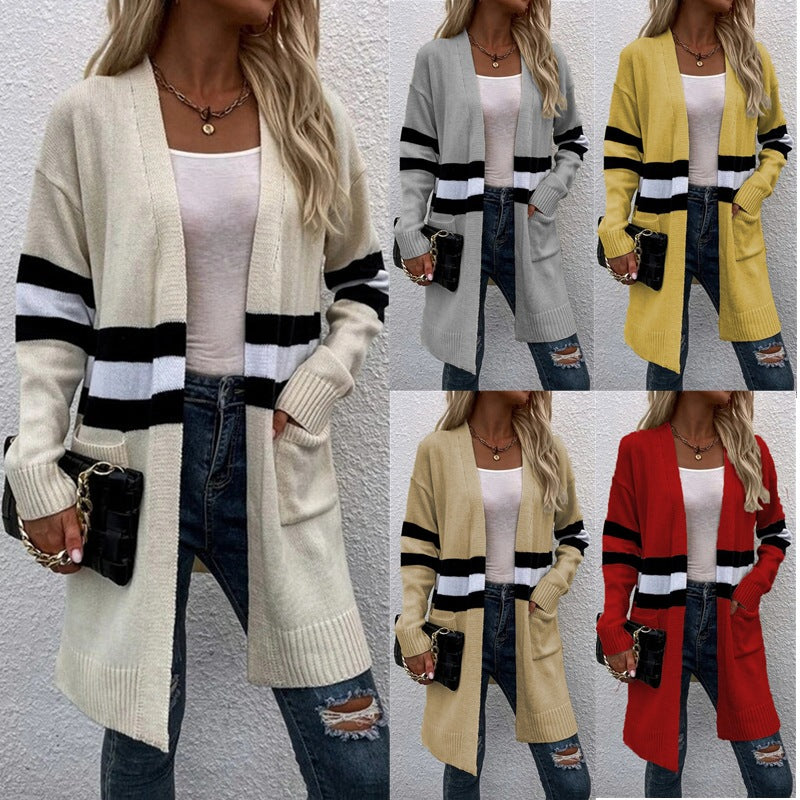 Knit jacket for women with modern stripes Chic und Stil