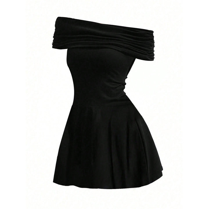 Robe Mini Femme Sans Épaules avec Détail Élégant en Enveloppement Chic & Stil
