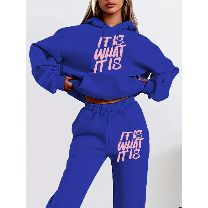 Women's leisure hoodie and jogger set with inspiring lettering Lune London