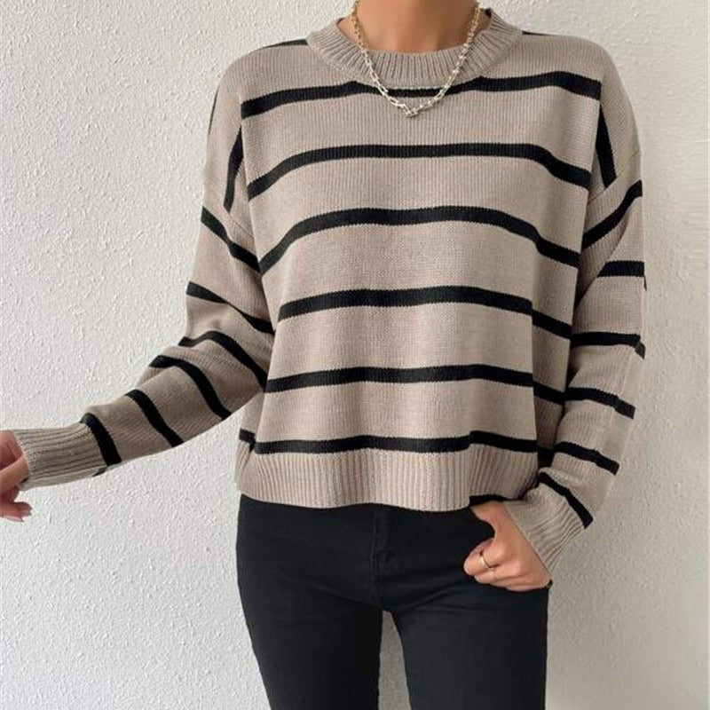 Casual knitted sweater for women with captivating striped patterns Lune London