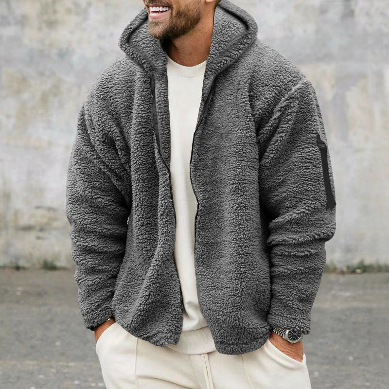 Cozy fleece jacket for men with hood and practical zippered pockets Lune London