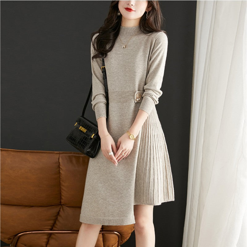 Robe tricotée élégante pour femmes avec plis et détails contrastés Chic & Stil