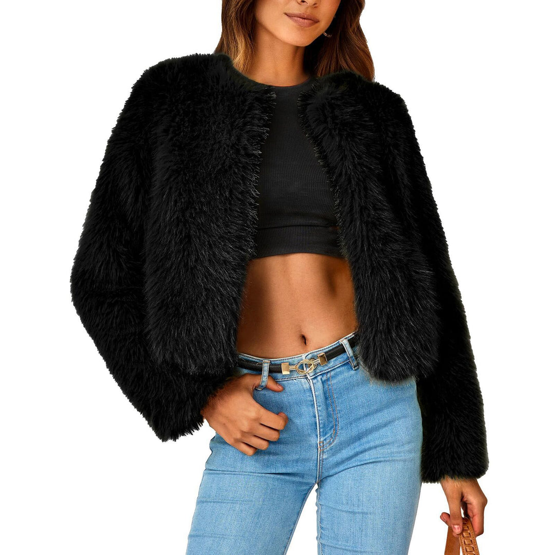 Women Luxury Faux Fur Coat with Elegant Details Lune London