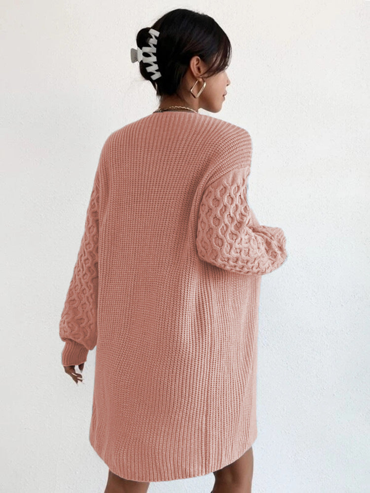 Women's cardigan with an artistic cable design and a loose fit Lune London