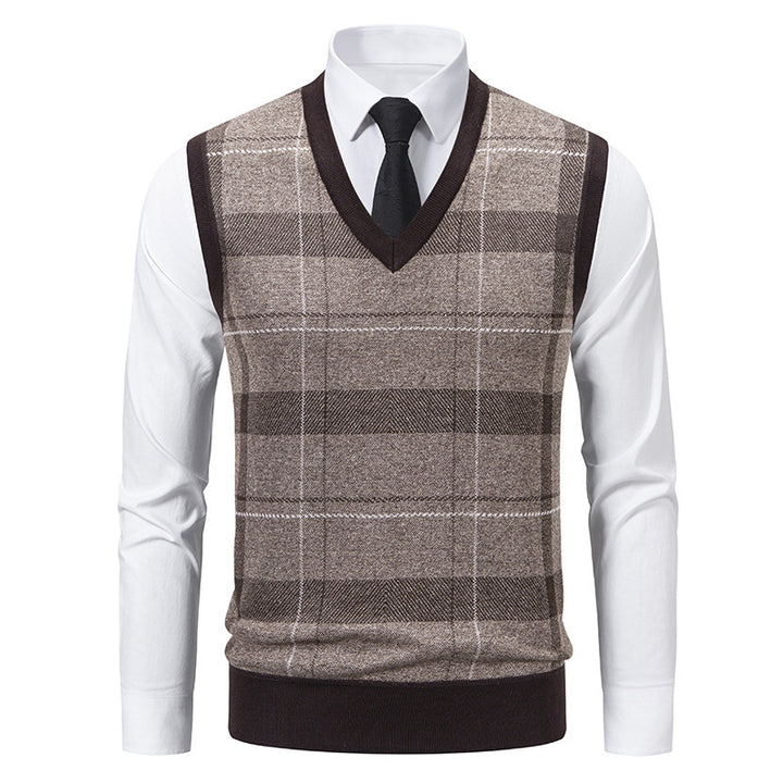 Knitted vest for men with a modern checkered pattern Lune London
