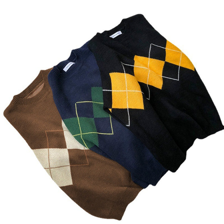 Thick knit sweater for women with a modern check pattern and an oversized relaxed fit Lune London