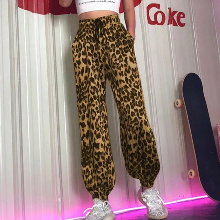 Leopard print leisure pants for women with elastic waist Lune London