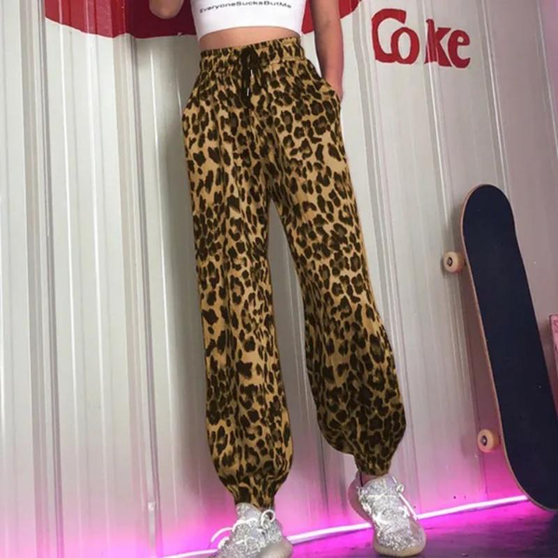 Casual leopard print pants for women with elastic waistband Lune London