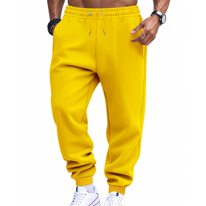 Trendy jogger pants for men with elastic waistband and side pockets Lune London