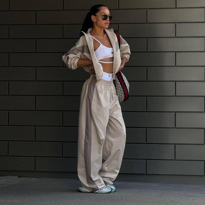 Casual pants for women with a loose fit and elastic waist Lune London