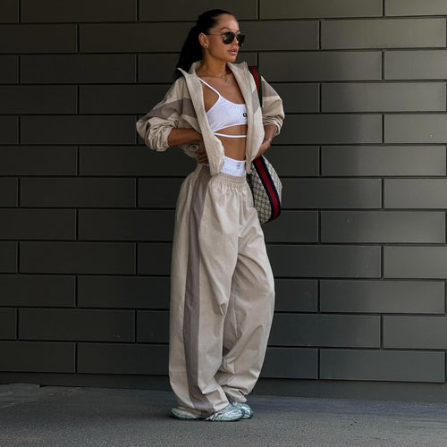 Casual pants for women with a loose fit and elastic waist Lune London