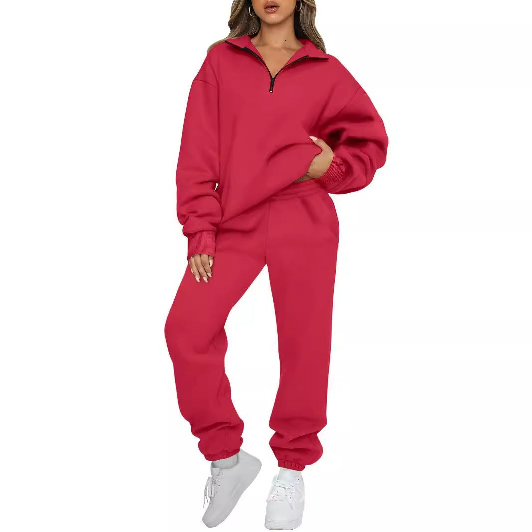 Women's comfortable sweatpants set with modern stand-up collar and kangaroo pocket Lune London