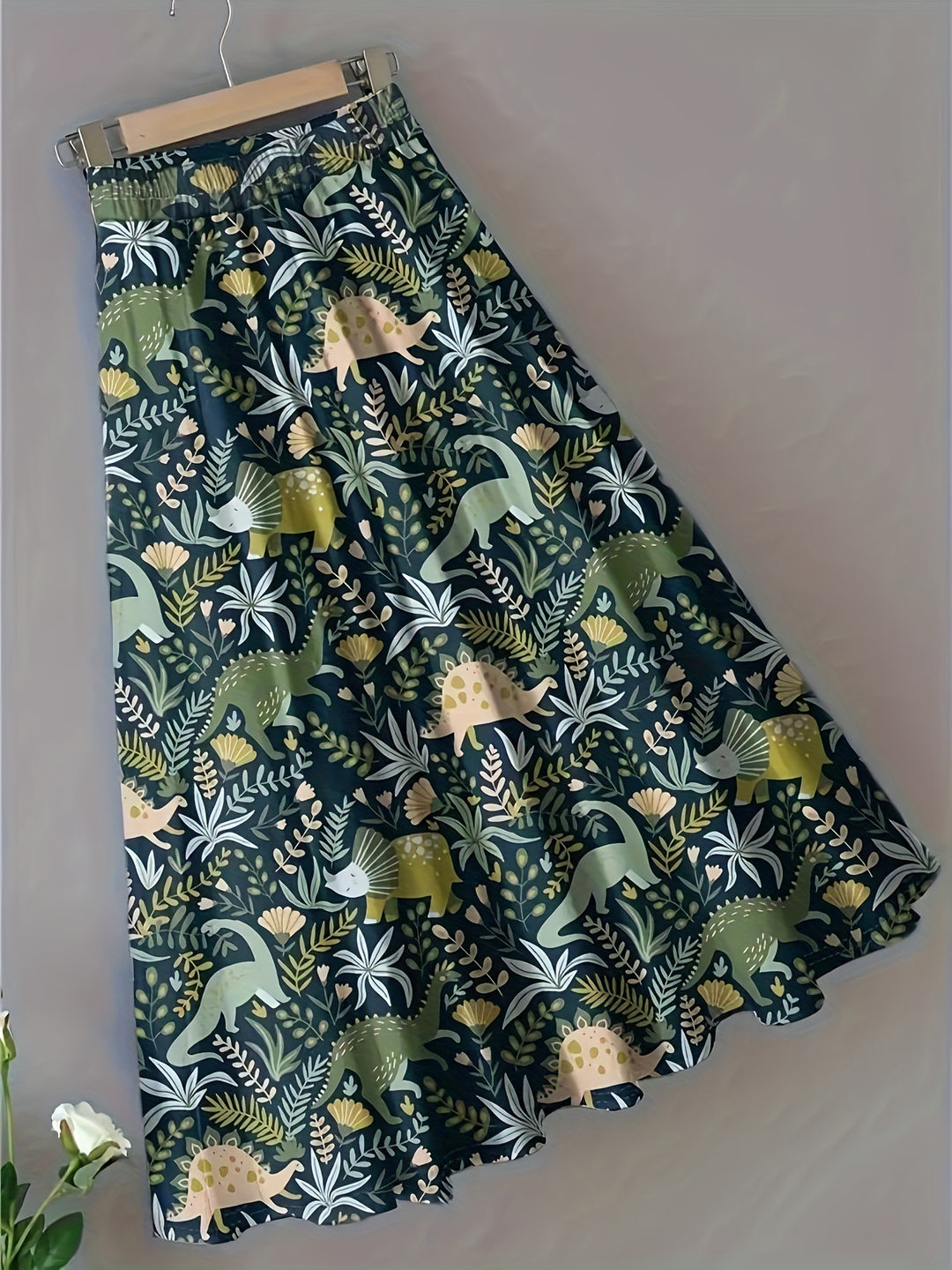 Floral maxi skirt for women with elastic waist and fluid fit Chic and Style