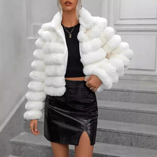 Trendy plush jacket for women with voluminous puff sleeves Lune London