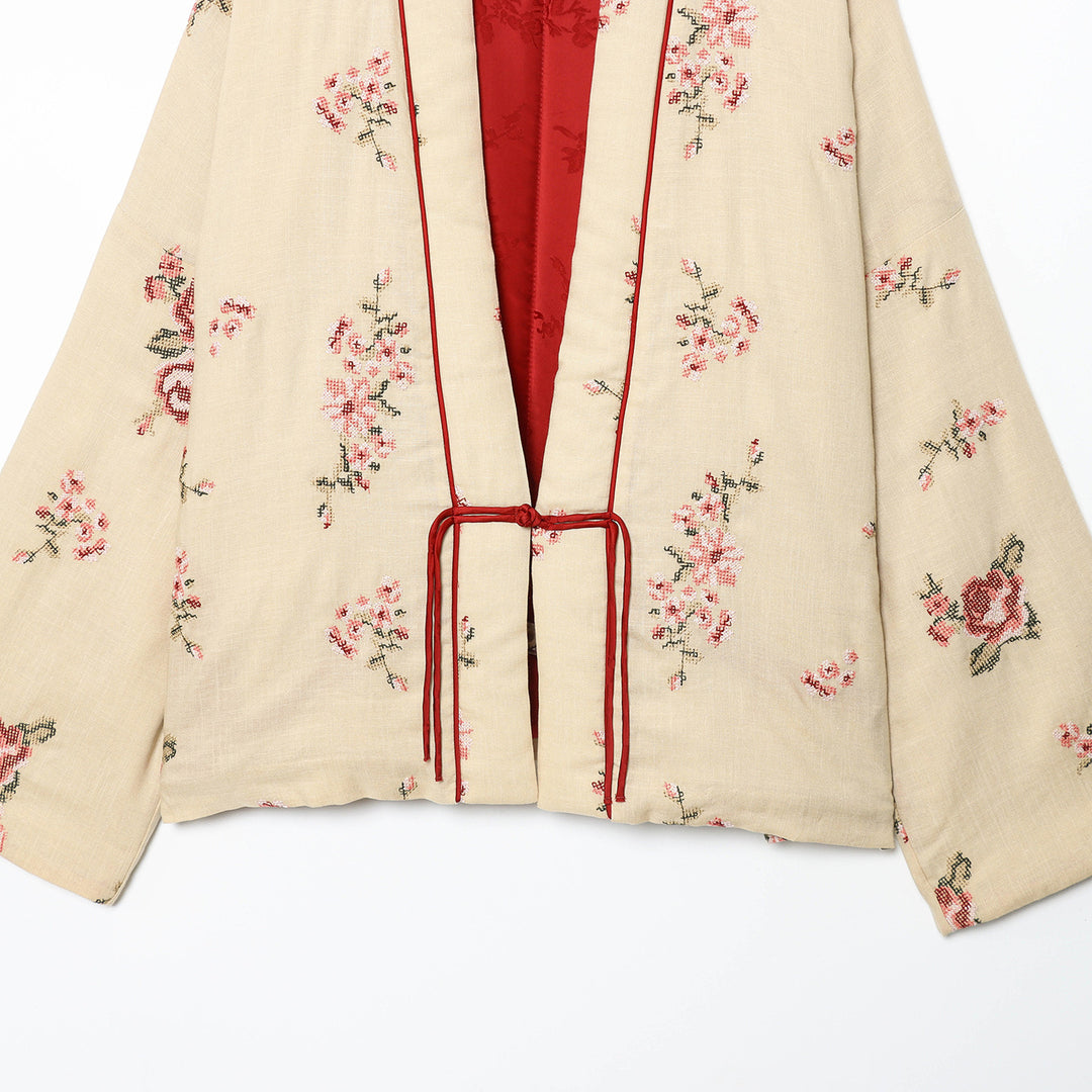 Women Elegant kimono-inspired jacket with floral embroidery Lune London